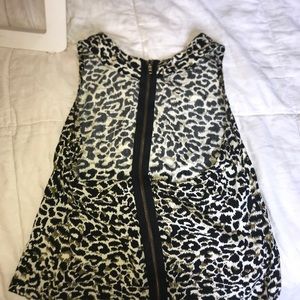 Leopard xs top